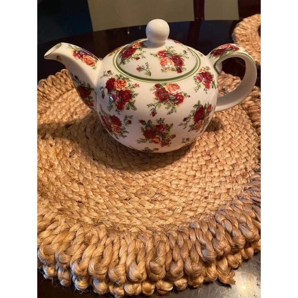 Royal Albert afternoon Tea pot